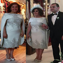 Load image into Gallery viewer, Plus Size 2020 Mother Of The Bride Dresses Sheath Knee Length Appliques Beaded Short Groom Mother Dresses For Weddings